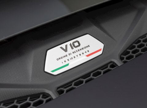 Lamborghini Huracan LP610-2 EVO RWD 24