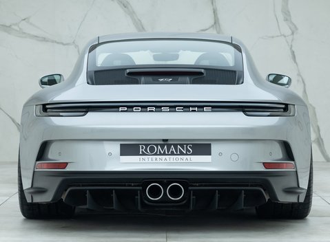 Porsche 911 GT3 Touring (992) 5