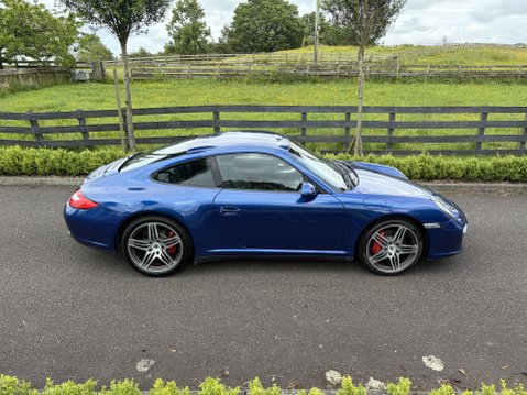 Porsche 911 CARRERA 4S 2