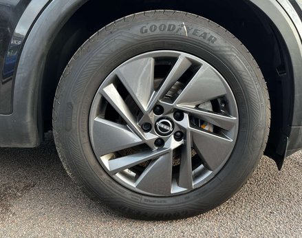 Nissan Qashqai 1.3 Qashqai Acenta Premium DiG-T MHEV 5dr 15