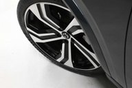 Volvo XC90 2.0 XC90 R-Design Pro B5 MHEV AWD Auto 4WD 5dr 20