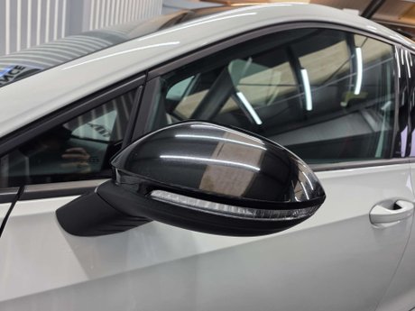 Volkswagen Golf 2.0 TSI GTI Clubsport 45 Hatchback 5dr Petrol DSG Euro 6 (s/s) (300 ps) 31