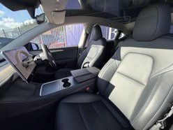 Tesla Model Y (Dual Motor) Long Range SUV 5dr Electric Auto 4WDE (384 bhp) 28