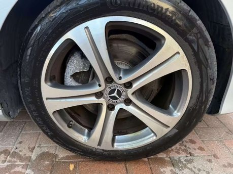Mercedes-Benz E Class 2.0 E200 SE Saloon 4dr Petrol G-Tronic+ Euro 6 (s/s) (184 ps) 10