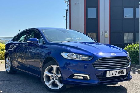 Ford Mondeo 2.0 TDCi Titanium Hatchback 5dr Diesel Powershift Euro 6 (s/s) (180 ps)