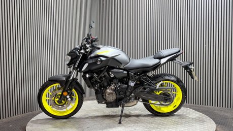 Yamaha MT-07 MT07 2018 ONLY 7K 1 OWNER FULL AKRAPOVIC LONG MOT 700CC 8