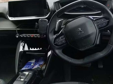 Peugeot 208 1.2 PureTech Allure Premium Hatchback 5dr Petrol EAT Euro 6 (s/s) (130 ps) 11