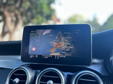 Mercedes-Benz C Class C220 BLUETEC AMG LINE PREMIUM PLUS 31