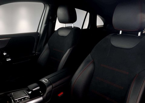 Mercedes-Benz GLA 1.3 GLA 180 AMG Line Premium Auto 5dr 45
