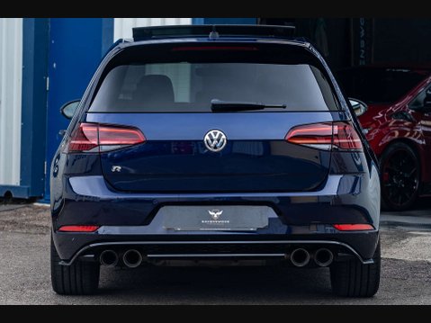 Volkswagen Golf 2.0 Golf R TSi 4Motion Semi-Auto 4WD 5dr 29
