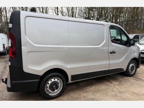 Vauxhall Vivaro 1.6 CDTi 2700 BiTurbo ecoFLEX Panel Van 5dr Diesel Manual L1 H1 Euro 5 (s/s 13