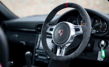 Porsche 911 GT3 RS 4.0 (997) 11