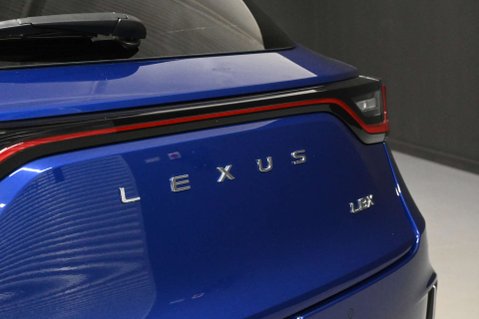 Lexus LBX 1.5 LBX Premium + CVT 5dr 41