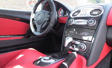 Mercedes-Benz SLR McLaren 722 11