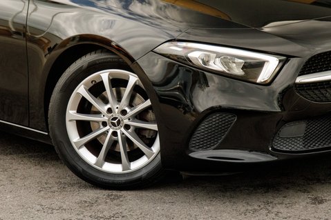 Mercedes-Benz A Class A 180 SPORT 11