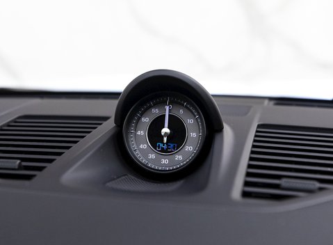 Porsche 911 (992) Turbo S 16