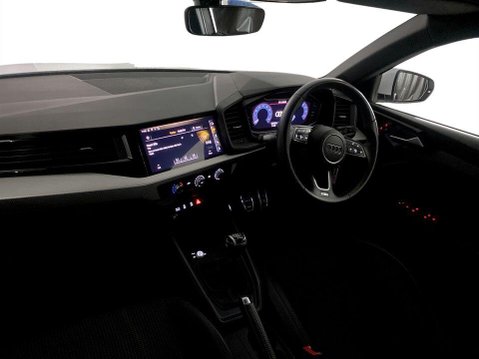 Audi A1 1.0 TFSI 30 S line Sportback 5dr Petrol Manual Euro 6 (s/s) (116 ps) Air Co 14