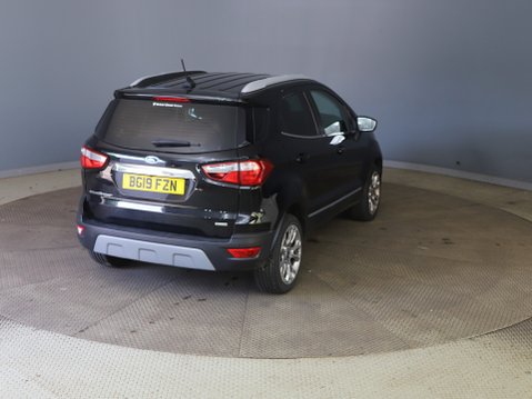 Ford Ecosport TITANIUM 6