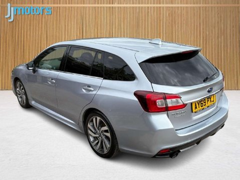 Subaru Levorg 2.0 Levorg GT Symmetrical AWD CVT 4WD 5dr 17