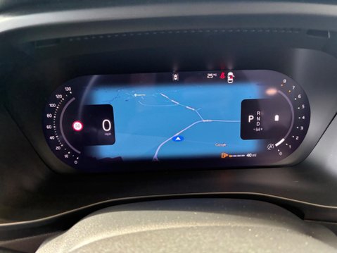 Volvo XC40 2.0 B4 MHEV Ultra Bright DCT Auto Euro 6 (s/s) 5dr 21