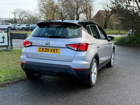 SEAT Arona TDI SE 1 OWNER 16