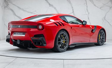 Ferrari F12 TDF 7