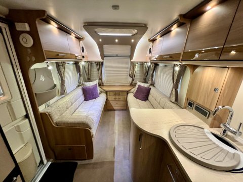 Bailey Unicorn Cadiz  27