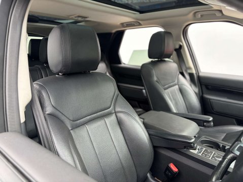 Land Rover Discovery 2.0 Discovery SE SD4 Auto 4WD 5dr 11