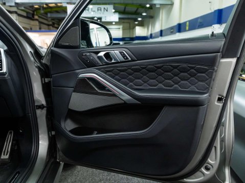 BMW X6 M 4.4i V8 Competition SUV 5dr Petrol Auto xDrive Euro 6 (s/s) (625 ps) 55