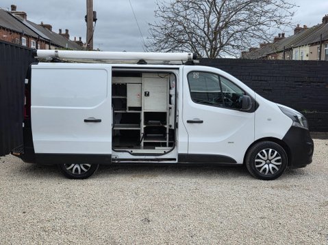 Vauxhall Vivaro 1.6 CDTi 2900 ecoFLEX L1 H1 Euro 5 (s/s) 5dr 12