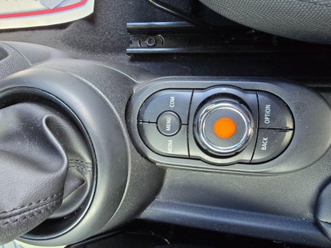 Mini Hatch 1.5 One Euro 6 (s/s) 3dr 25