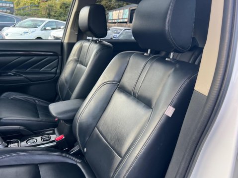 Mitsubishi Outlander 2.0h 12kWh GX4hs CVT 4WD Euro 6 (s/s) 5dr 30