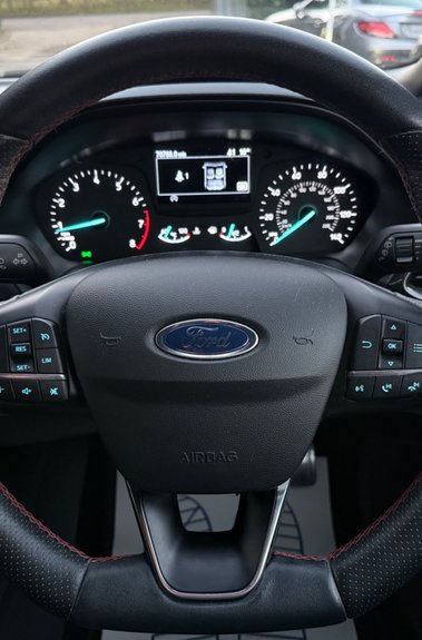 Ford Fiesta ST-LINE EDITION - 2 OWNERS - APPLE CAR PLAY - SERVICE HISTORY 