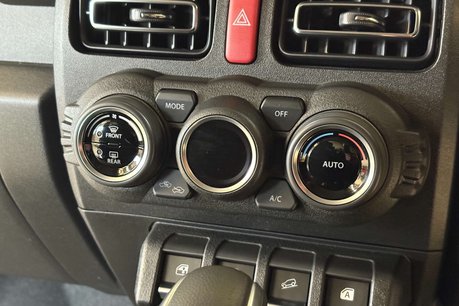 Suzuki Jimny 1.5 SZ5 SUV 3dr Petrol Auto ALLGRIP Euro 6 (101 ps) 44