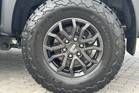 Ford Ranger Raptor 3.0T V6 Ecoboost 292 - Glazed Canopy with Gullwings 40