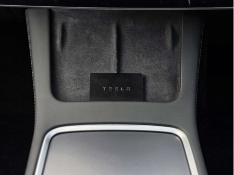 Tesla Model 3 Model 3 Performance AWD 4WD 4dr 16