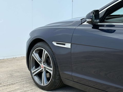 Jaguar XF 2.0 XF Portfolio D AWD Auto 4WD 5dr 64