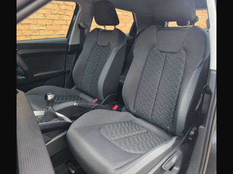 Audi A1 1.0 A1 Sportback 30 TFSI Sport 5dr 40