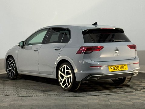 Volkswagen Golf STYLE ETSI DSG 8