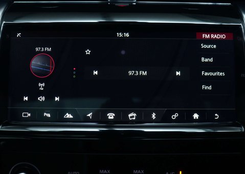 Land Rover Discovery Sport 2.0 Discovery Sport R-Dynamic HSE D Auto 4WD 5dr 26