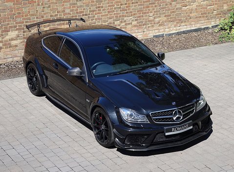 Mercedes-Benz C Class C63 AMG Black Series 3