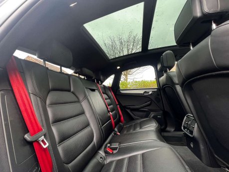 Porsche Macan 3.0 Macan GTS Semi-Auto 4WD 5dr 24