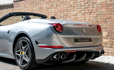 Ferrari California T 26