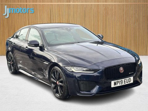 Jaguar XE 2.0 D180 R-Dynamic SE Saloon 4dr Diesel Auto Euro 6 (s/s) (180 ps) 8