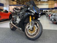 Yamaha R1M 1000 Super Sports Petrol Manual (200 ps) 9