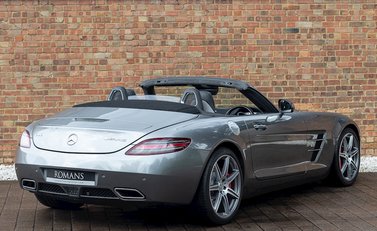Mercedes-Benz SLS AMG Roadster 7