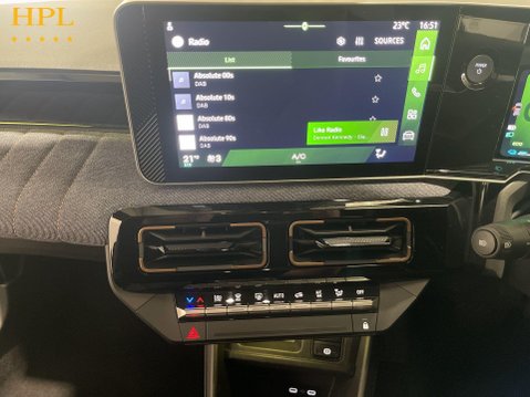 Renault 4 comfort range 52kWh techno SUV 5dr Electric Auto (150 ps) 1 Owner -Dab - B 18