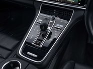 Porsche Panamera 4 E-Hybrid Platinum Edition 15