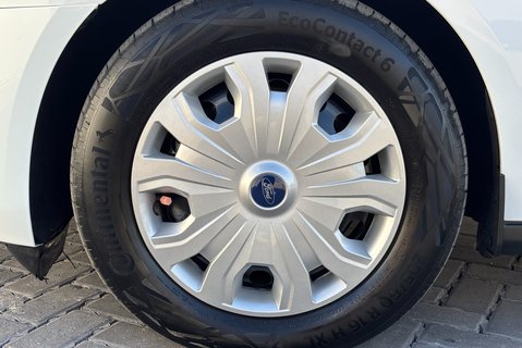 Ford Transit Connect 240 L1 Trend 100 ps Panel Van - Air Con 29