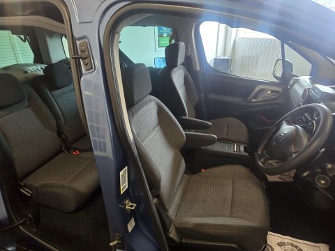 Citroen Berlingo Multispace BLUEHDI XTR ETG6 29